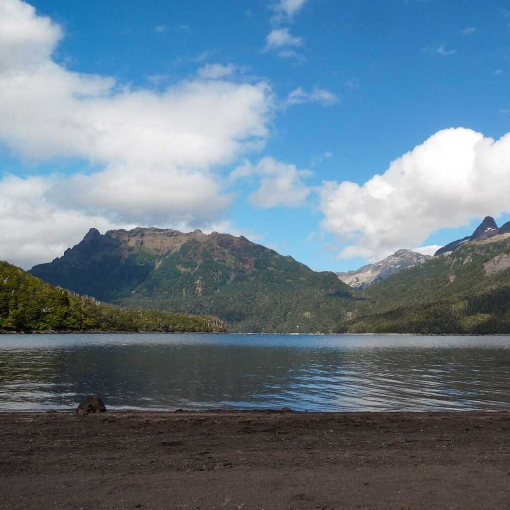 lago general pinto concha